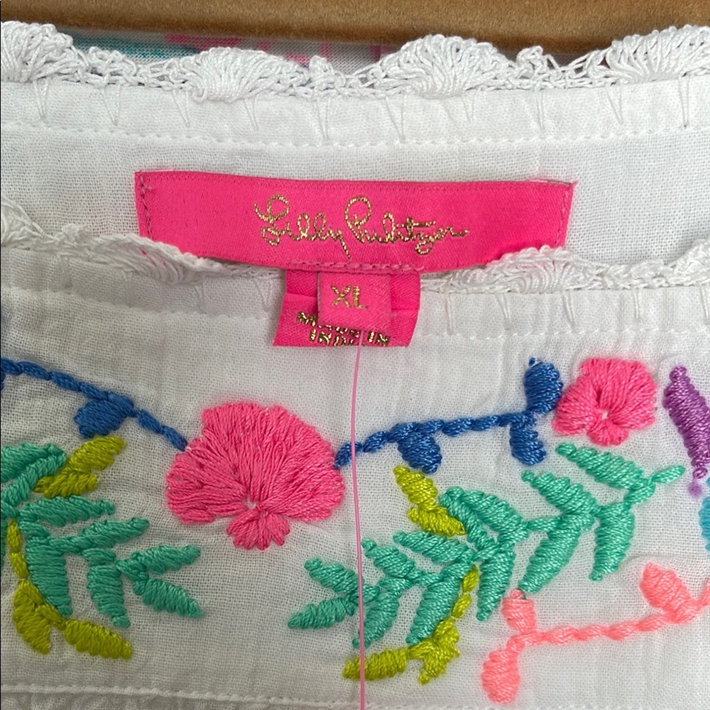 Colorful Embroidered Blouse - Picture 4 of 4